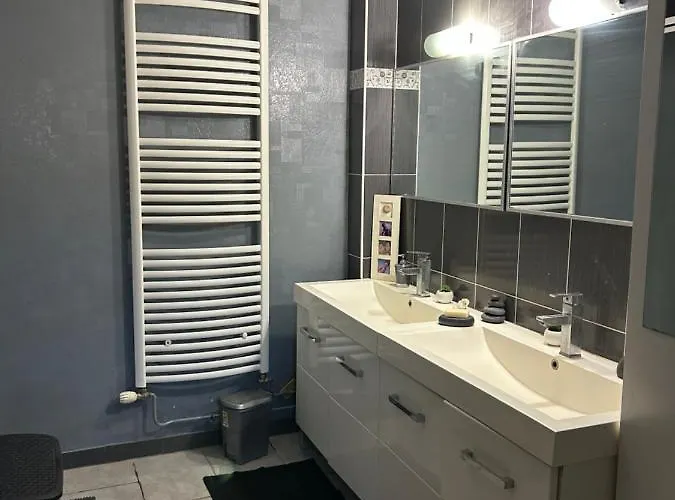 홈스테이 Marwan Sargé Les Le Mans